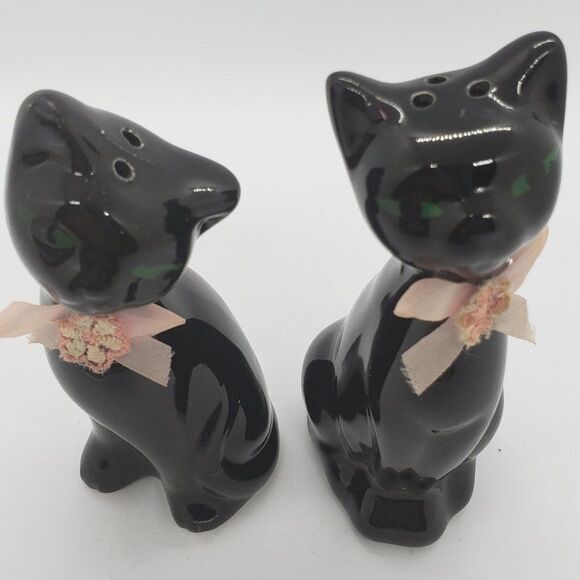 𝅺Black Cats Green Eyes Pink Bows & Flowers Vintage Salt & Pepper Shaker Set - Picture 3 of 11